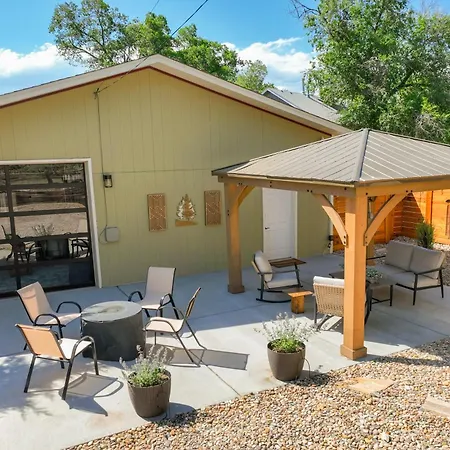 Pinewood Sanctuary Secluded & Peaceful Occ Oasis Apartment